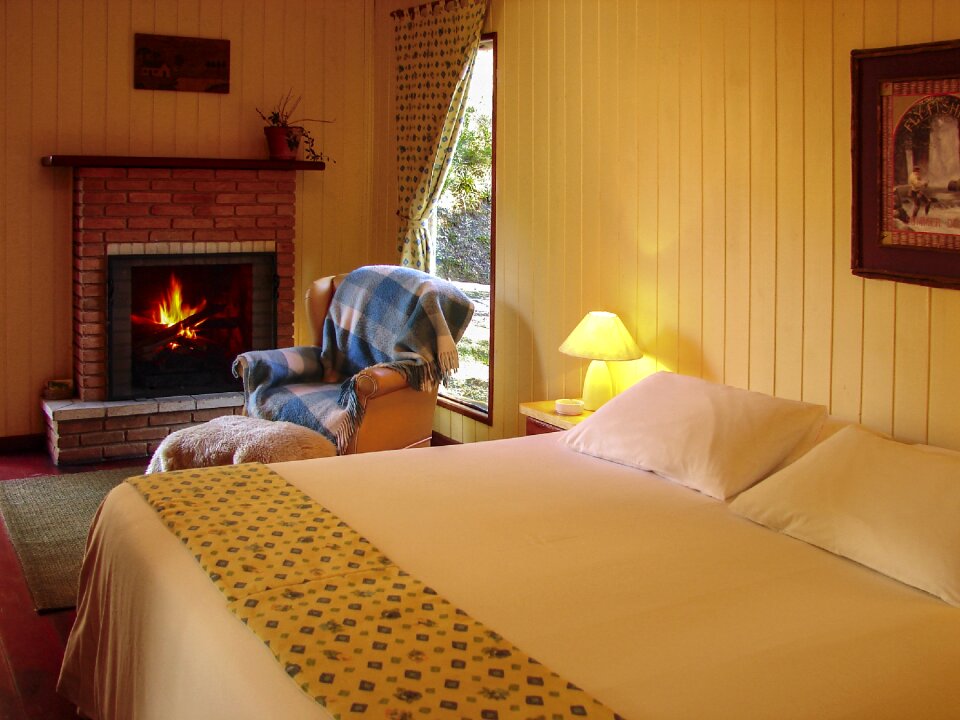 Room fireplace couple room