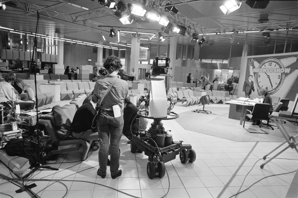 TV-studio TROS in World Trade Center te Amsterdam, Bestanddeelnr 934-1626
