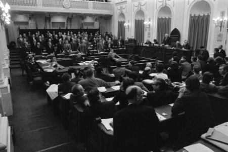 Tweede Kamer , monetaire situatie, overzicht, Bestanddeelnr 925-2561