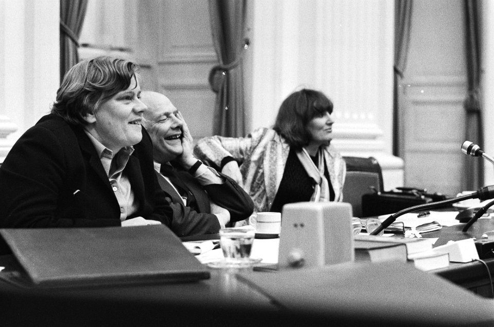 Tweede Kamer . Voortzetting begroting Sociale Zaken . Staatssecretaris Dales , m, Bestanddeelnr 931-9249