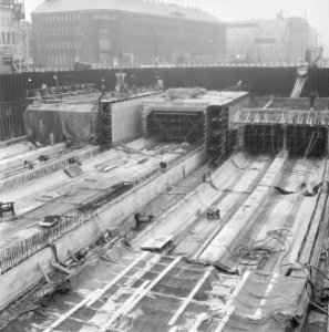 Twee nieuwe metrobruggen over de Coolsingel te Rotterdam, Bestanddeelnr 915-8404