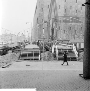 Twee nieuwe metrobruggen over de Coolsingel te Rotterdam, Bestanddeelnr 915-8402