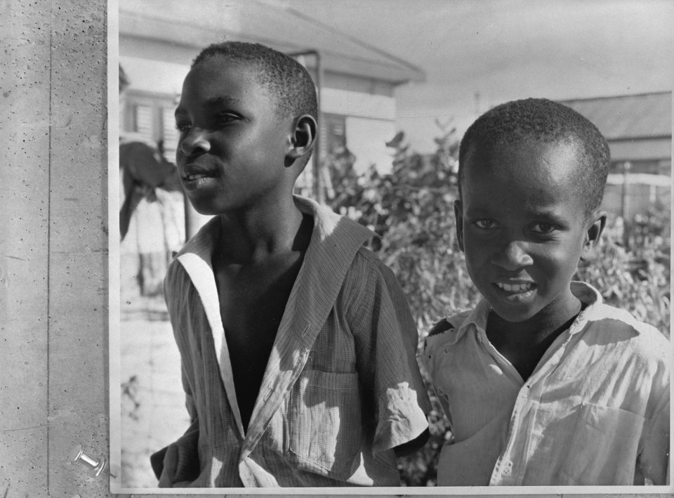 Twee jongens (Willemstad, Curaçao), Bestanddeelnr 935-1392