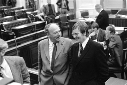 Tweede Kamer , motie van mevrouw Van Leeuwen (AR) mbt gezondheidszorg Wiegel , Bestanddeelnr 927-5767