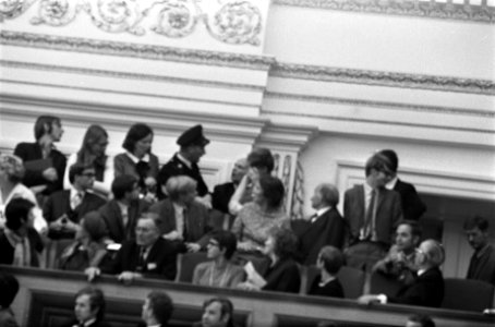 Tweede Kamer , behandeling van de begroting van Justitie. Publieke Tribune, Bestanddeelnr 922-8896