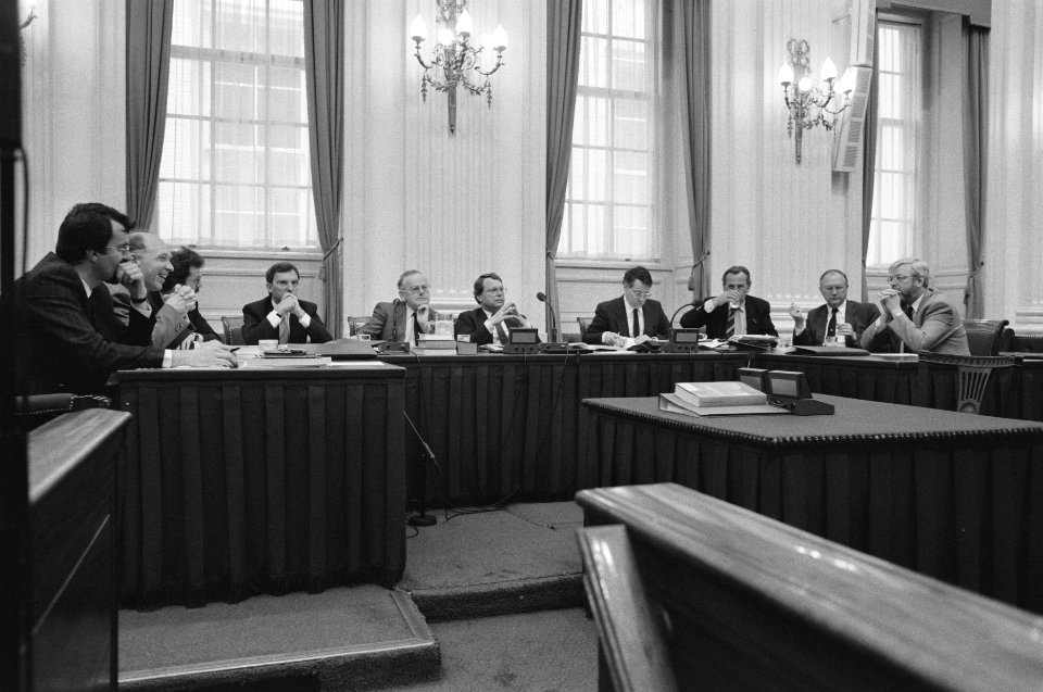 Tweede Kamer , debat parlementaire enquetecommissie bouwsubsidies de commissie, Bestanddeelnr 934-2333