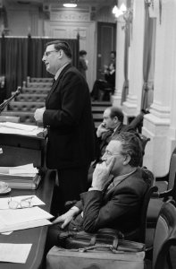 Tweede Kamer , oa begroting EZ 1981, Van Aardenne aan het woord, voorgrond Haz, Bestanddeelnr 931-3579