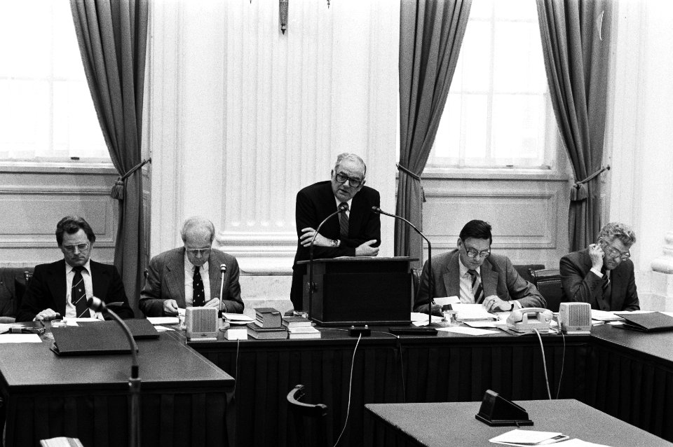 Tweede Kamer , behandeling voorjaarsnota, Albeda (Soc. Zaken), Van Aardenne , Van Amelsfoort en Minister Van der Stee, Bestanddeelnr 931-4837