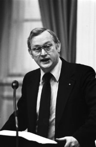Tweede Kamer , minister Andriessen (koppen), Bestanddeelnr 930-0900