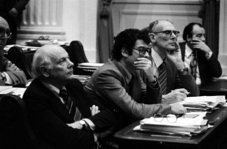 Tweede kamer , debat over zaak Aantjes v.l.n.r. de PvdA kamerleden Den Uyl , Va, Bestanddeelnr 929-9985