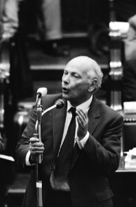 Tweede Kamer , fractievoorzitters reageren op regeringsverklaring, nr. 21, 22 D…, Bestanddeelnr 924-7894