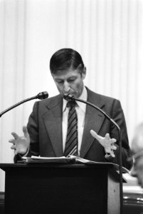 Tweede kamer , debat over zaak Aantjes (einde) Van Agt aan het woord (close), Bestanddeelnr 930-0000