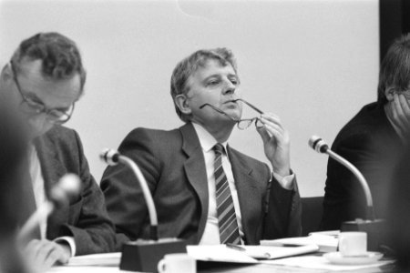 Tweede Kamer , commissievergadering Ontwikkelingssamenwerking minister Bukman, Bestanddeelnr 933-8258