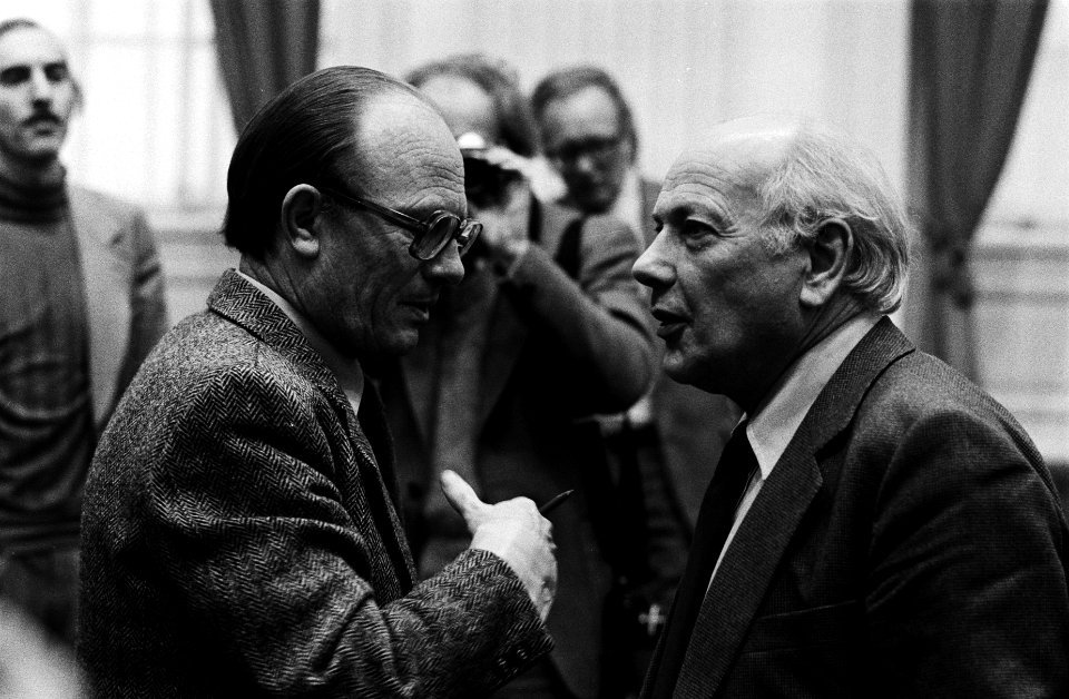 Tweede Kamer , bekendmaking antwoord regering over zaak Aantjes Rietkerk (l) me, Bestanddeelnr 929-9952