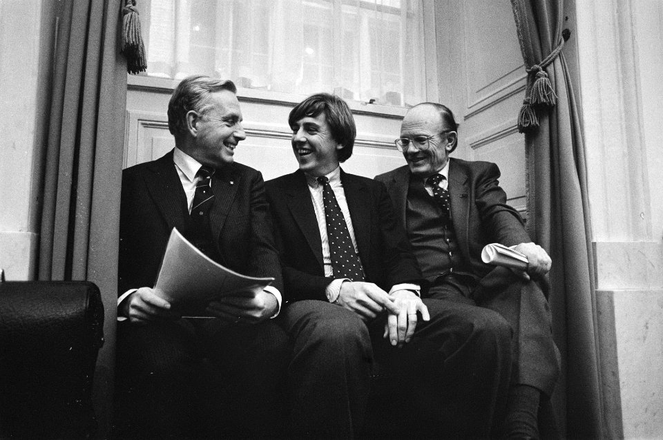 Tweede Kamer , minister Korthals Altes , Nijpels en minister Rietkerk (v.l.n.r.), Bestanddeelnr 933-1389