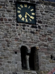 Turmuhr der Kirche in Reinsfeld