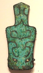 Turquoise-Inlaid Plaque with Stylized Animal-Mask Decoration and Elongated Extension, 1900-1350 BC, Neolithic to Shang period, Erlitou culture, China, bronze with turquoise inlay - Sackler Museum - DSC02630