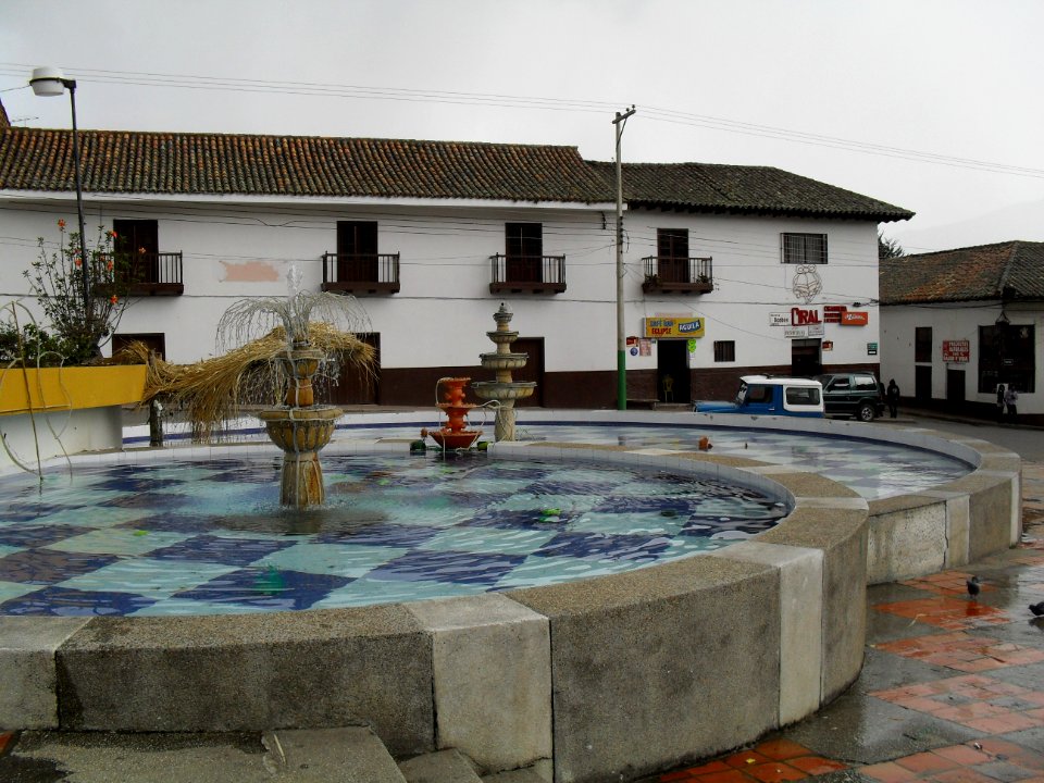 Turmeque Parque Pila