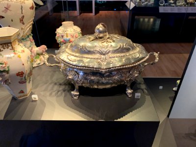 Tureen, Silver, by Alexander Gardner, Edinburgh, 1763-64, photo 1