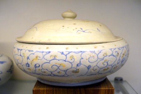 Tureen, Chu Dau, 15th-16th century AD, stoneware - Museum of Vietnamese History - Ho Chi Minh City - DSC05992