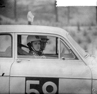 Tulpenrallye 1963 , Sylvia Osterberg - Inga Lill Edenring (D) in een Volvo 1228…, Bestanddeelnr 915-0841