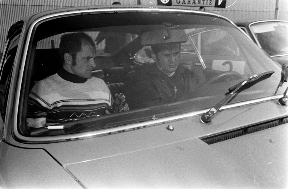 Tulpenralley 1969 gestart te Rotterdam 2 Belgische dames, links Gaby Arendt en r, Bestanddeelnr 922-3487