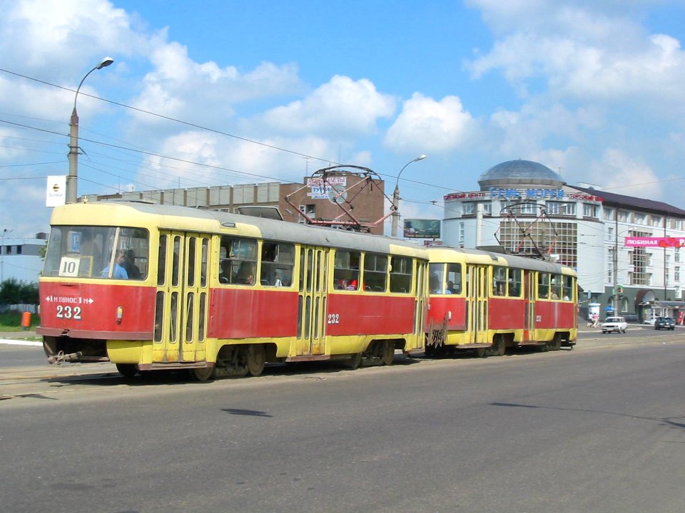 Tver tram 232 20050726 005
