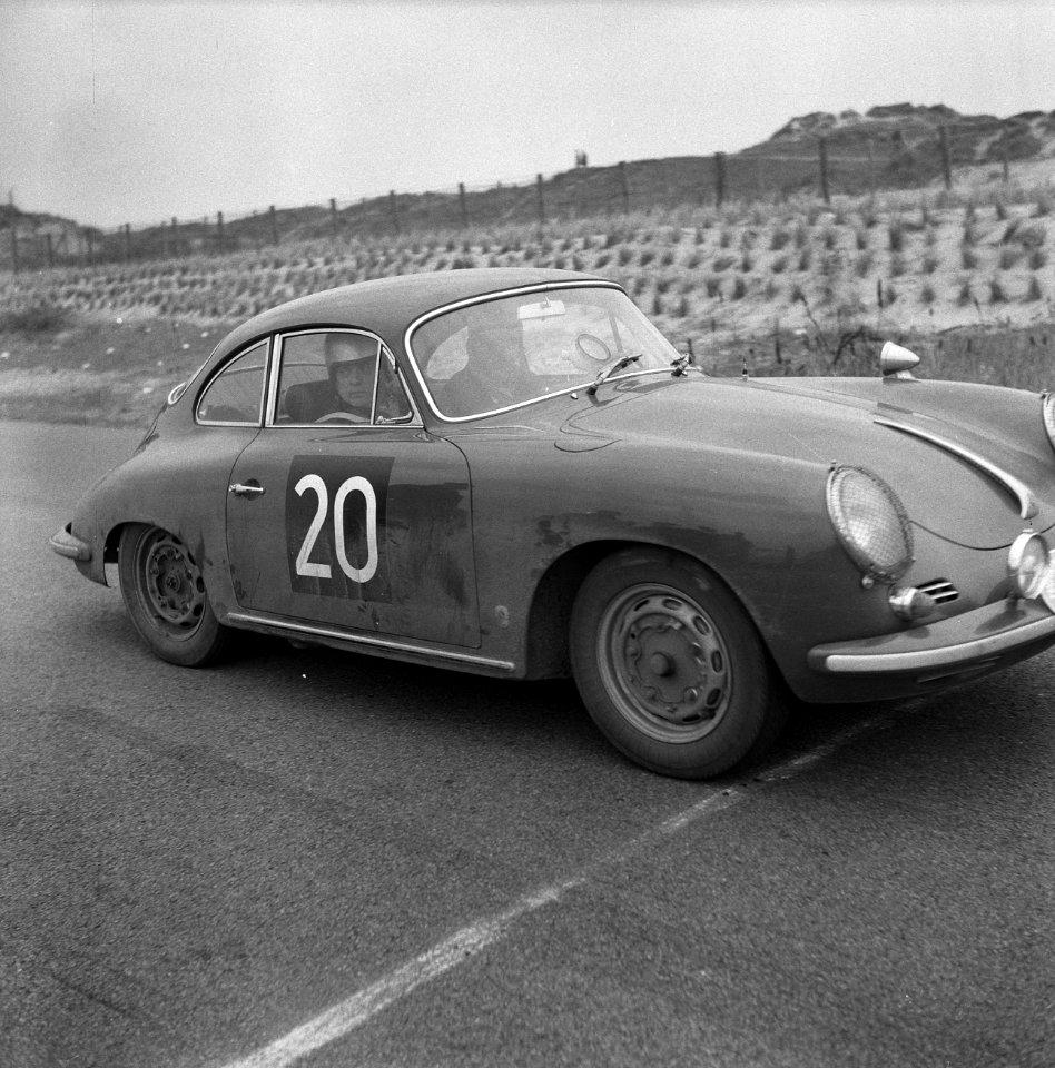 Tulpenrallye 1963 , L H Bakker - H Umbach (Nederland-Duitsland) in een Porsc…, Bestanddeelnr 915-0849