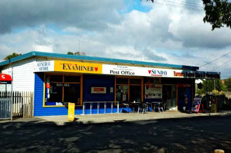 Turners-Beach-Store-20070420-012