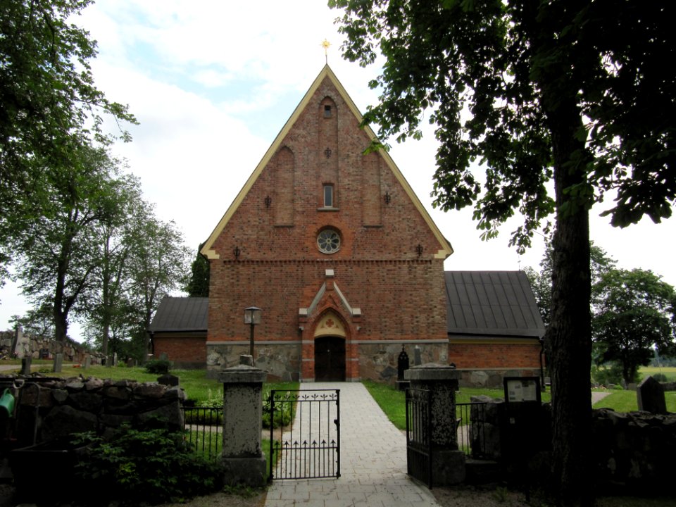 Tuna kyrka Uppland ext4