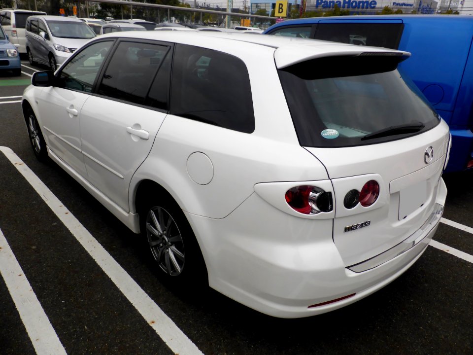 Tuned Mazda Atenza Sportwagon 23S (GG) rear