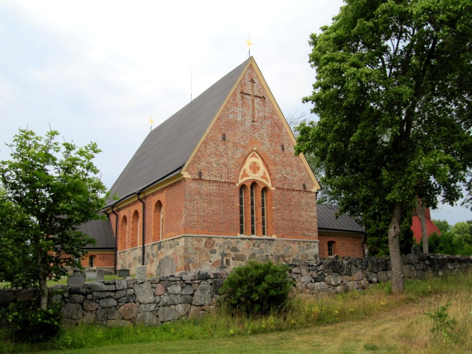 Tuna kyrka Uppland ext3