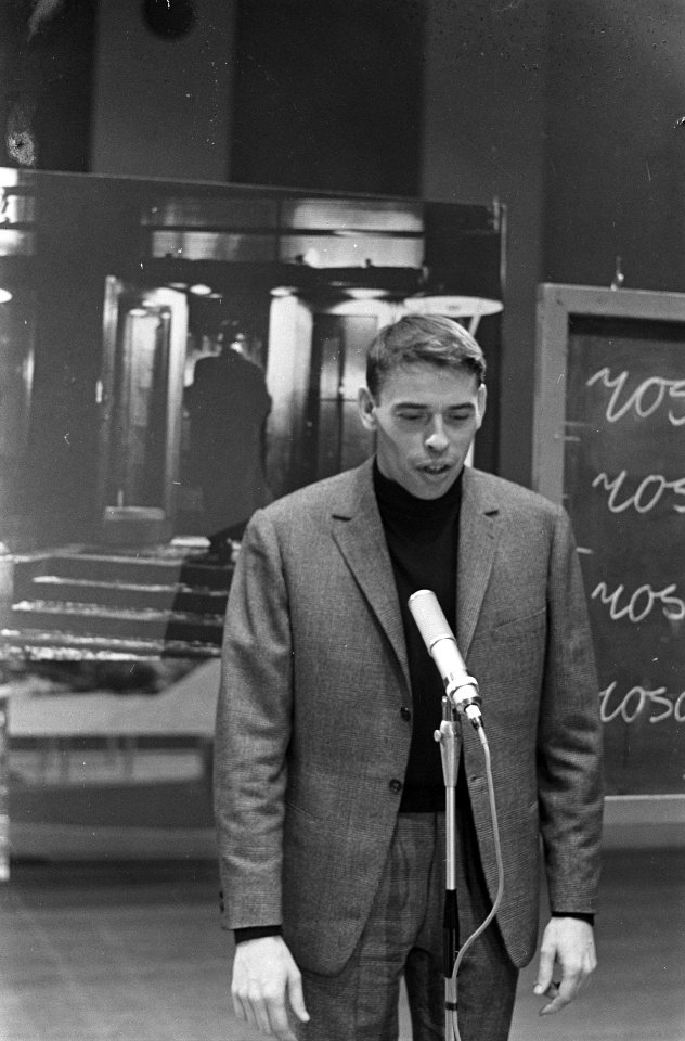 TV-uitzending Domino Jacques Brel tijdens de opname in Amsterdam, Marcanti, Bestanddeelnr 914-8402