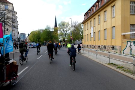 TVO stoppen bicycle demonstration back 2021-04-25 33