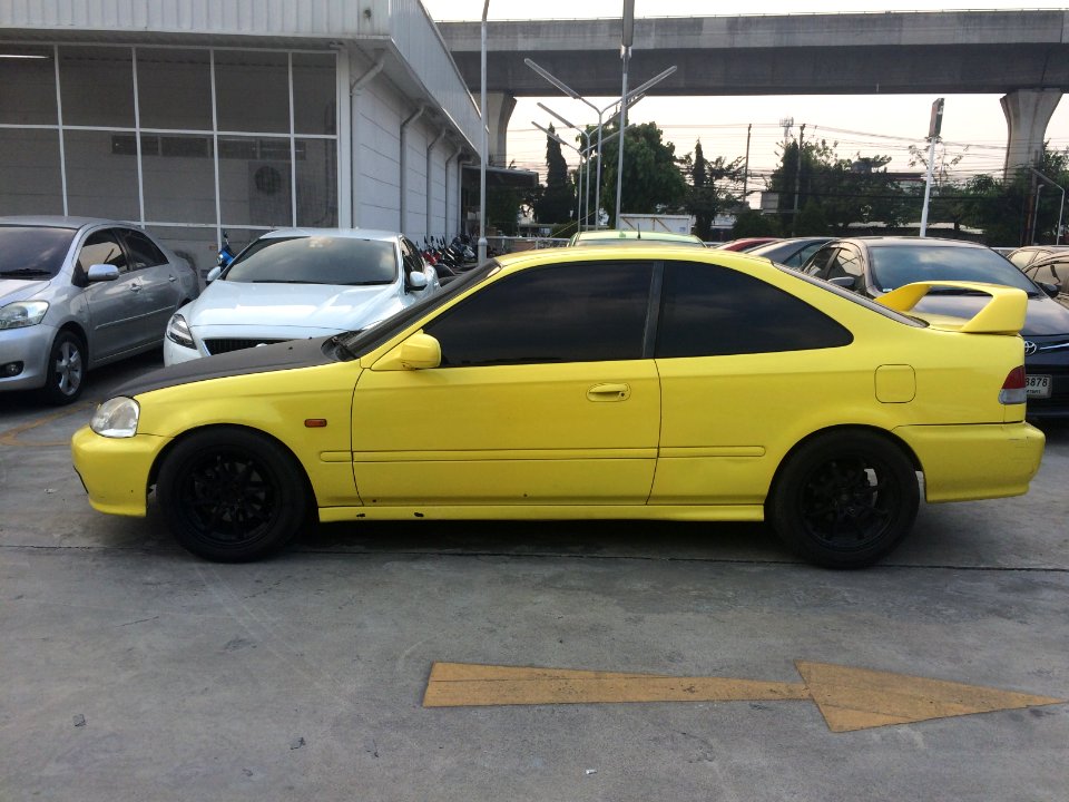 Tuned Honda Civic Coupé (EJ) in Thailand 05