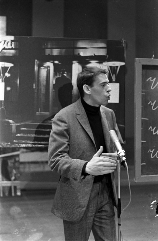 TV-uitzending Domino Jacques Brel tijdens de opname in Amsterdam, Marcanti, Bestanddeelnr 914-8396
