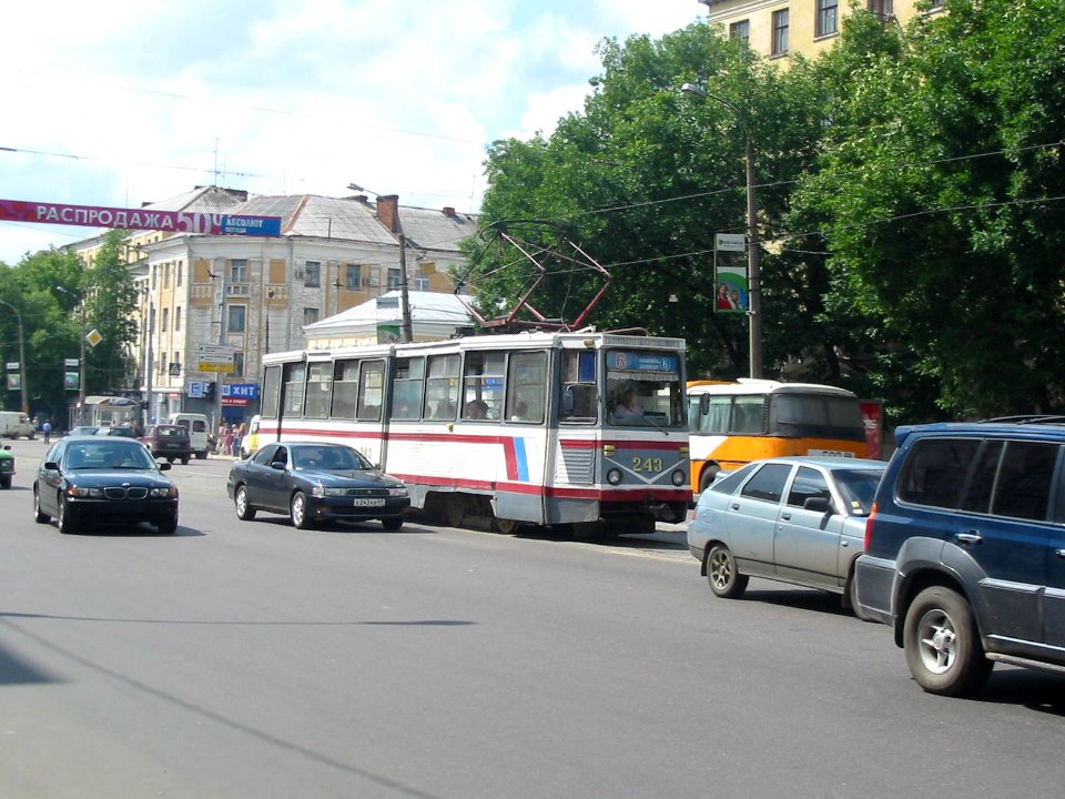 Tver tram 243 20050726 020