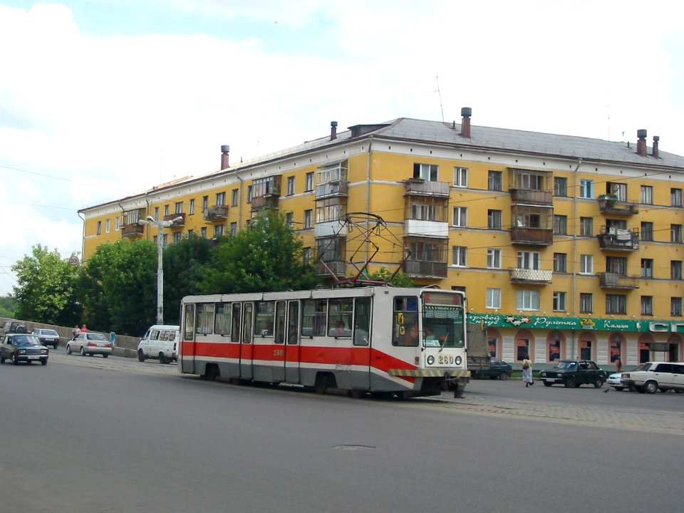 Tver tram 260 20050726 026