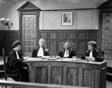 TV De zaak Klein pr mr AD Bellinfante en mr Ciska van Dijk, Bestanddeelnr 914-1182