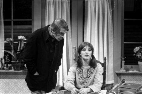 TV blijspel Dat lawaai moet dat, Ton Lensink en Els Ingeborg Smits in scene, Bestanddeelnr 925-1662