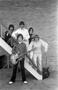 TV programma 'Puntje, puntje, puntje' Australische popgroep The Easybeats, Bestanddeelnr 921-5935