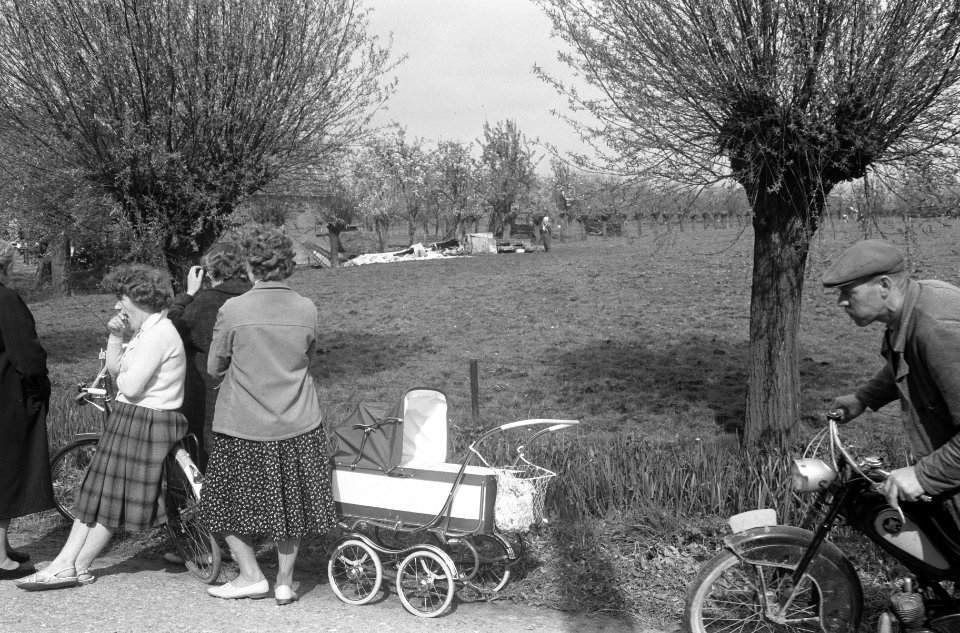 Twee Deense straaljagers in botsing boven Betuwe, Bestanddeelnr 912-3564