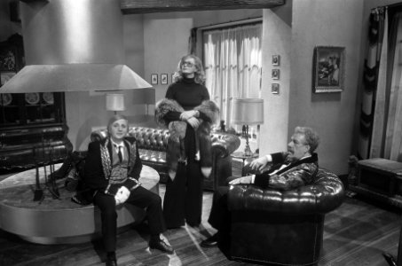 TV Citroentje met suiker van KRO v.l.n.r. Leen Jongewaard, Adèle Bloemendaal , Bestanddeelnr 927-4706