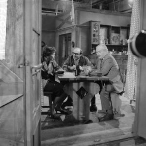 TV eenakter Poging tot gesprek L Nijhoff , W van der Brink en A van den He, Bestanddeelnr 912-2899