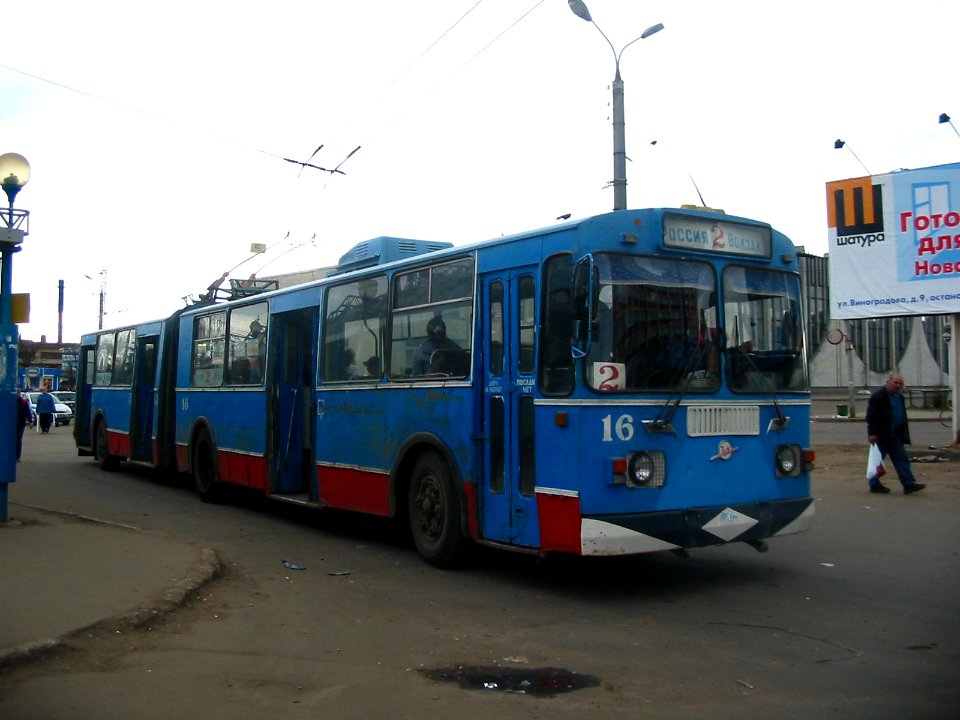 Tver trolleybus 16 20050501 532