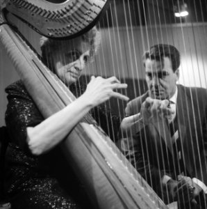 TV Muziekexpress Rosa Spier (Harp) en Willem O Duys, Bestanddeelnr 913-1520