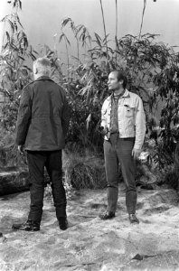 TV-opnamen van Van Muizen en mensen rechts Cor van Rijn (als George) en links, Bestanddeelnr 922-0590
