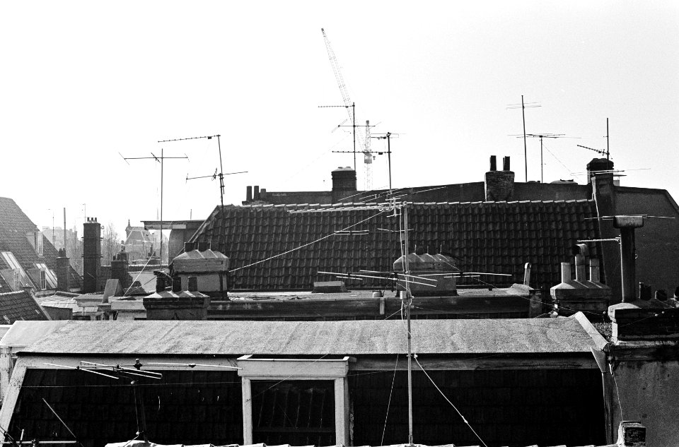 TV-antennes op daken, Bestanddeelnr 919-0754