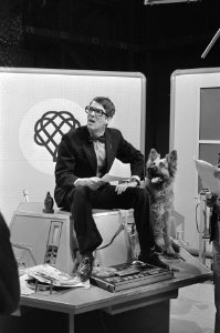 TV-opnamen Symplisties Verbond Kees van Kooten tijdens een scene, Bestanddeelnr 927-7967