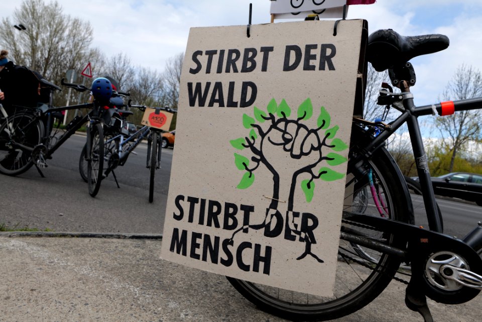 TVO stoppen bicycle demonstration Wuhletal 2021-04-25 01